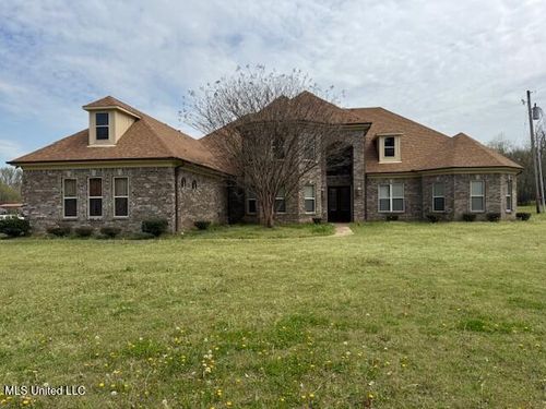 5358 Horn Lake Rd, Horn Lake, MS, 38637-3904 | Card Image