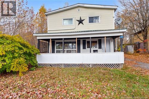 17 Queen St, Minto, NB, E4B3P2 | Card Image