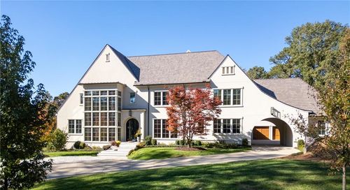 914 Buckingham Cir Nw, Atlanta, GA, 30327-2702 | Card Image
