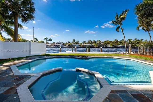 517 S Riverside Dr, House other with 3 bedrooms, 2 bathrooms and null parking in Pompano Beach FL | Image 14