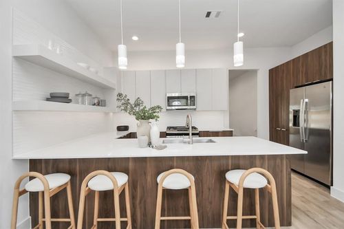 3011 Ocean Cay Dr, Houston, TX, 77047-2860 | Card Image