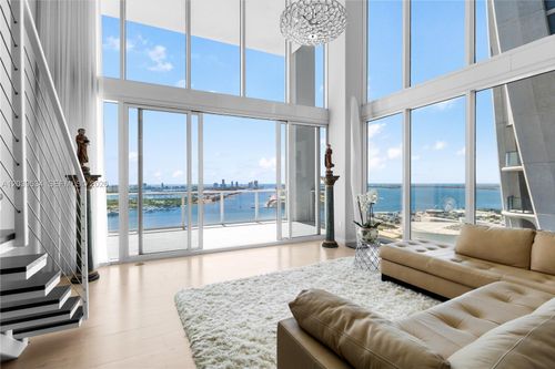 3101-1040 Biscayne Blvd, MIAMI, FL, 33132-1706 | Card Image
