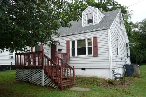 2508 Churchill Dr Nw, Roanoke, VA, 24012-2124 | Card Image