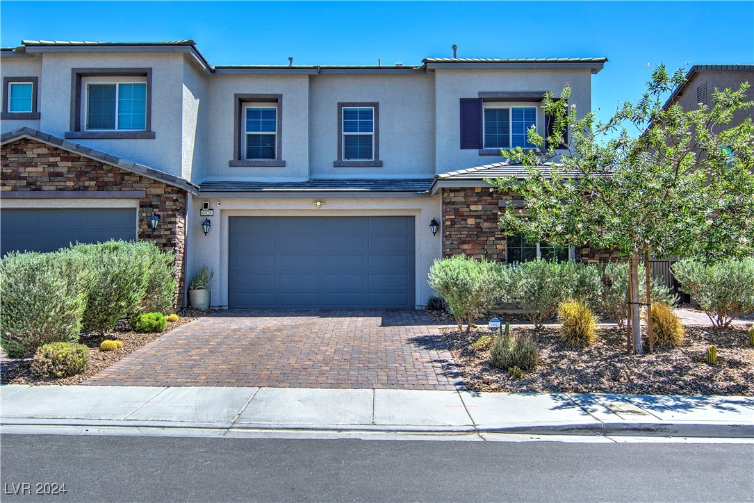Noah Raven St, North Las Vegas, NV 89084
