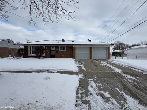 17485 Hans Drive, Fraser, MI, 48026 | Card Image