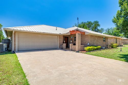 1729 Parkview Dr, San Angelo, TX, 76904-6850 | Card Image