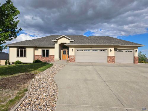 4920 Enchanted Pines Dr, Rapid City, SD, 57701-9210 | Card Image