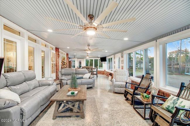 98 Wackena Point Rd, House other with 5 bedrooms, 5 bathrooms and 2 parking in Goldsboro NC | Image 82