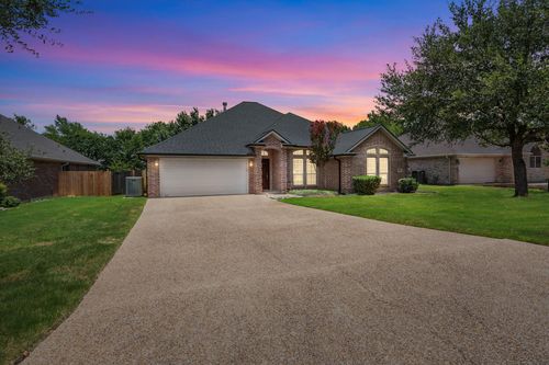 2047 Ravenstone Loop, College Station, TX, 77845-4843 | Card Image