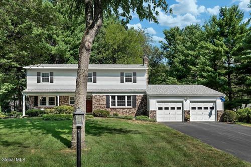 96 Appletree Ln, Clifton Park, NY, 12065-2104 | Card Image