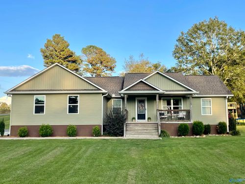 60 County Road 46, Hollywood, AL, 35752-6917 | Card Image