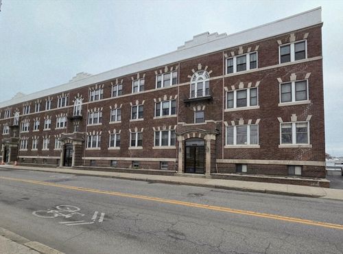 3a-229 Washington Ave, Winthrop, MA, 02152-1307 | Card Image