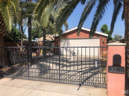 116 Tyree Toliver St, Bakersfield, CA, 93307-1738 | Card Image
