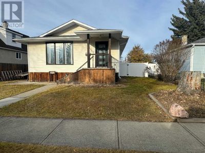 4126 50 A St, House other with 3 bedrooms, 3 bathrooms and 2 parking in Red Deer AB | Image 1