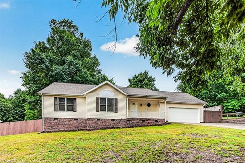 3661 Libertys Run Dr, Sophia, NC, 27350-8761 | Card Image