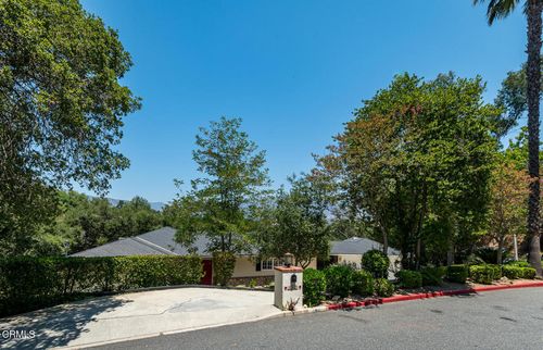 563 Highland Dr, La Canada Flintridge, CA, 91011-4032 | Card Image