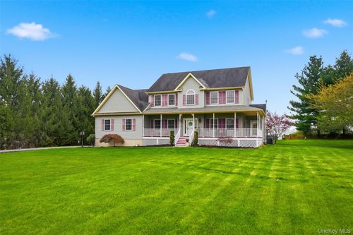 15 Ferrante Drive, Wallkill, NY, 12549 | Card Image