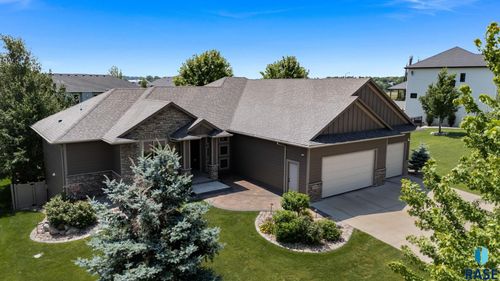 7309 E Donnelly Dr Drive, Sioux Falls, SD, 57110 | Card Image