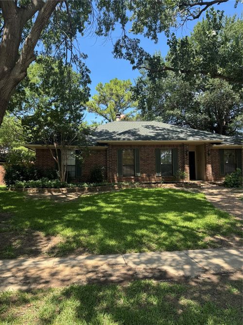 109 Lansdowne Cir, Coppell, TX, 75019-3014 | Card Image
