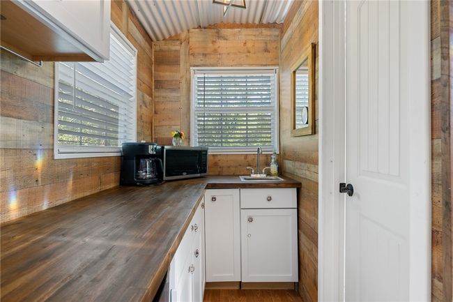 203 Wild Cir, House other with 2 bedrooms, 2 bathrooms and null parking in Somerville TX | Image 15