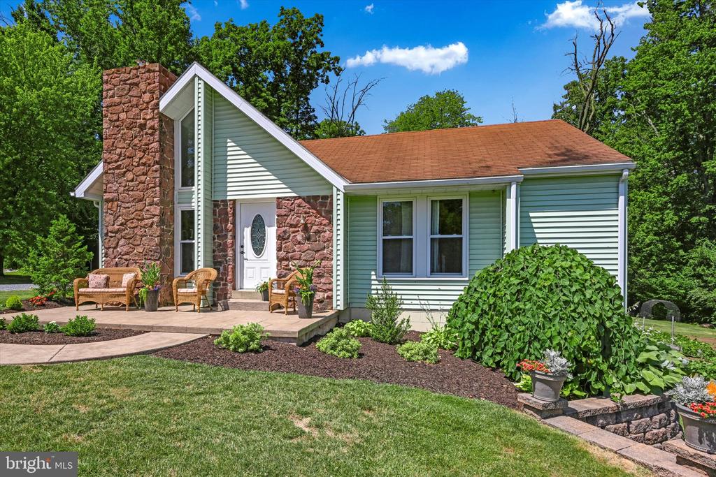 Cocalico Rd, Denver, PA 17517