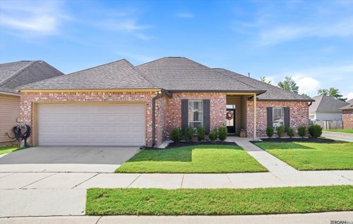 6424 Cameren Oaks Dr, Baton Rouge, LA, 70817-4895 | Card Image
