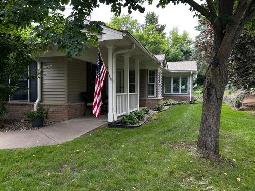 5220 Spring Cir, Shorewood, MN, 55331-6001 | Card Image