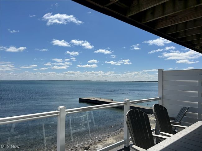 Balcony with a water view | Image 11