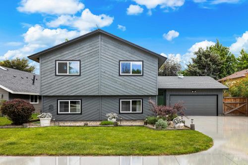 473 E Ranch Dr, Eagle, ID, 83616-5111 | Card Image