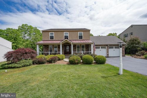 3 Iroquois Dr, ROYERSFORD, PA, 19468-3012 | Card Image