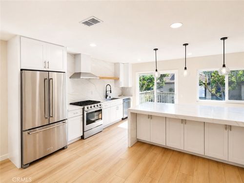 4 Misty Shadow, Irvine, CA, 92603-3766 | Card Image