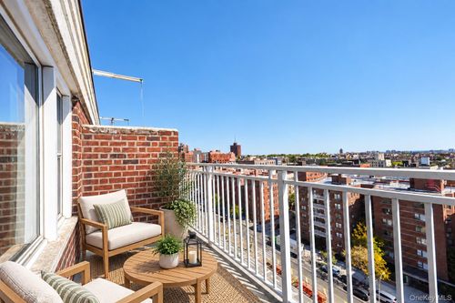 12f-3131 Grand Concourse, New York, NY, 10468 | Card Image