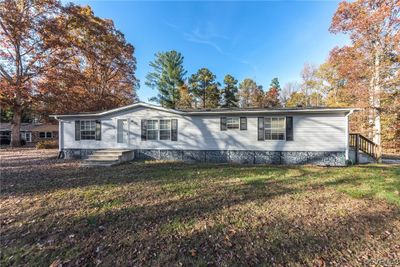 7401 Mac Wright Street, House other with 3 bedrooms, 2 bathrooms and null parking in Ruther Glen VA | Image 3