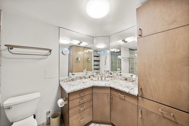 APT-1409 - 1850 N Clark St, Condo with 3 bedrooms, 3 bathrooms and 2 parking in CHICAGO IL | Image 24