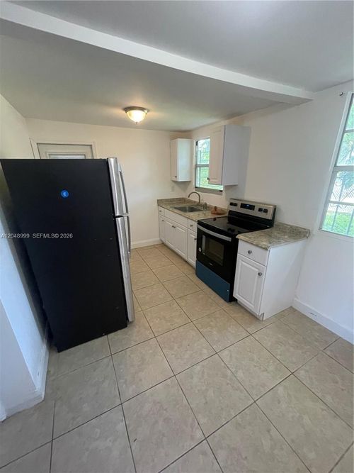 rear-453 Sw 19th Rd, Miami, FL, 33129-1313 | Card Image