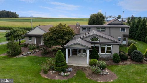 210 Stevens Rd, STEVENS, PA, 17578-9331 | Card Image