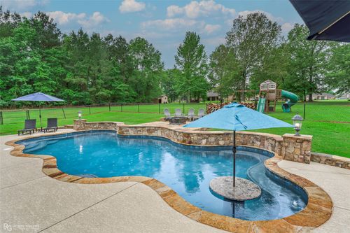 8400 Greenwood Springridge Rd, Greenwood, LA, 71033-3056 | Card Image