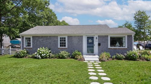 296 Seacoast Shores Blvd, East Falmouth, MA, 02536-7253 | Card Image