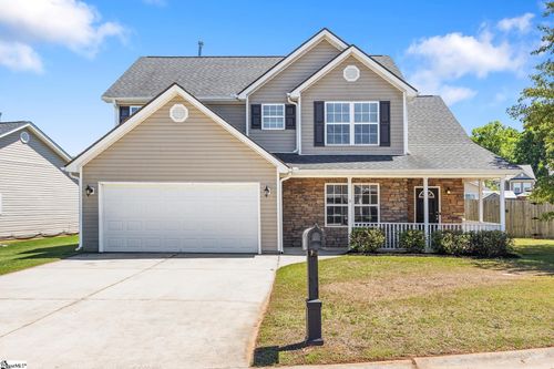 8 Heatherfield Dr, Simpsonville, SC, 29680-7166 | Card Image