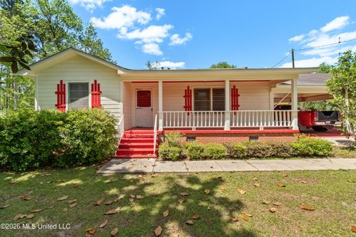 294 Saint Peter St, State Line, MS, 39362-9624 | Card Image