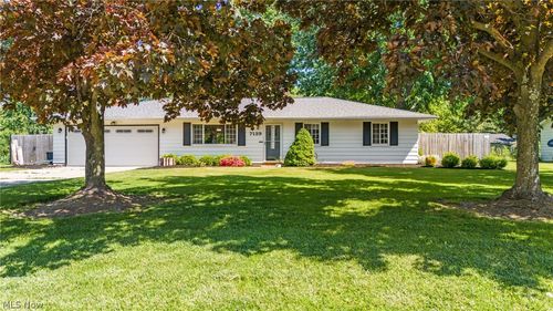7139 Andover Dr, Mentor, OH, 44060-4603 | Card Image