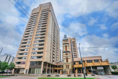 1801 - 389 Dundas St, Condo with 3 bedrooms, 2 bathrooms and 1 parking in London ON | Image 1