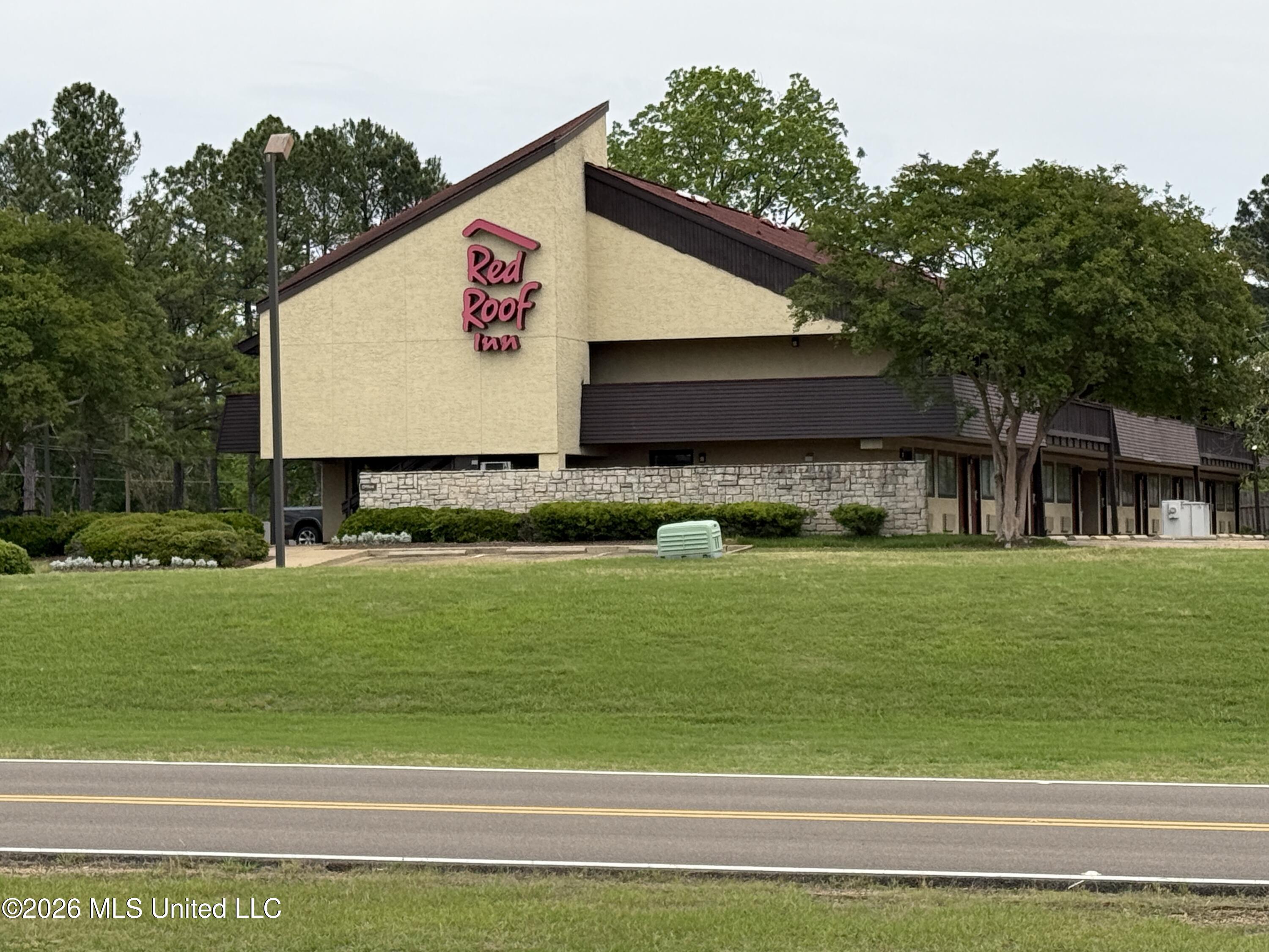 810 Adcock St, Ridgeland, MS 39157
