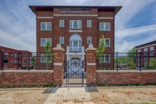 303-2730 E Magnolia Ave, Knoxville, TN, 37914 | Card Image