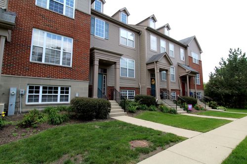 125-125 Station Park Circle, Grayslake, IL, 60030 | Card Image