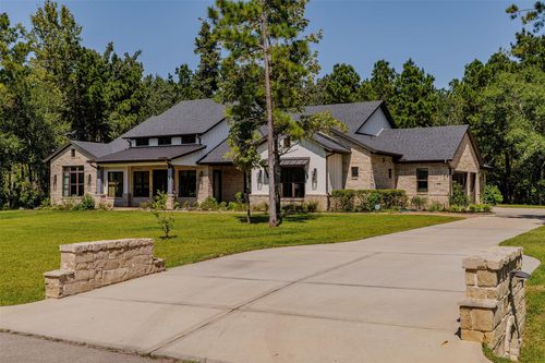 7415 Iron Valley Trl, Montgomery, TX, 77316-3249 | Card Image