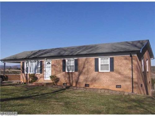 249 Sherry Dr, Mount Airy, NC, 27030-8401 | Card Image