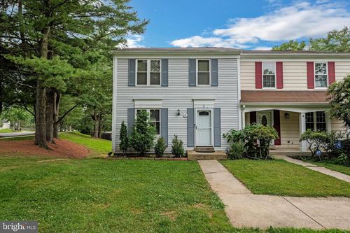 2 Hines Ct, OLNEY, MD, 20832-2045 | Card Image