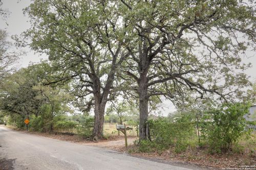 81 Sandy Creek Rd, Dale, TX, 78616-2787 | Card Image