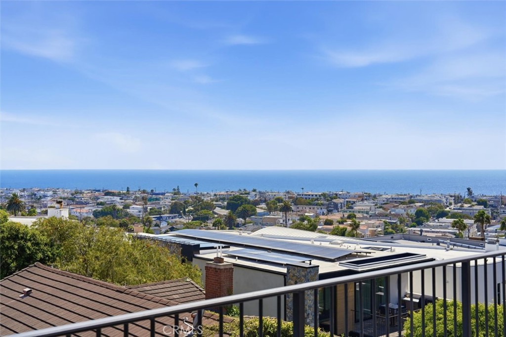 Residential Lease in Manhattan Beach 3